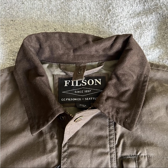 Filson Cover Cloth Mile Marker Coat | Otter Green - Picture 3 of 14